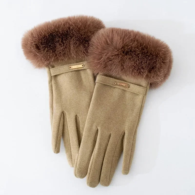 Chic Plush Cuff Winter Gloves