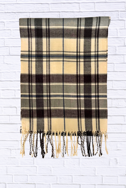 Chic Plaid Scarf – Cozy, Trendy, and Timeless Style