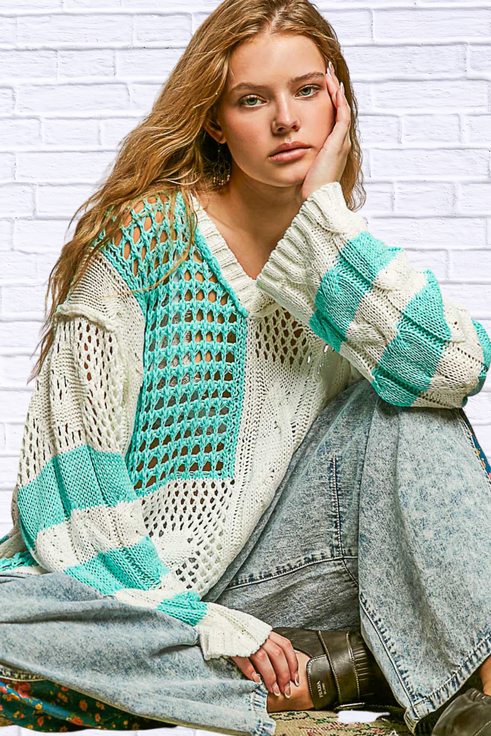 Color-Blocked Stripe Pattern Knit Top with Twisted Weave