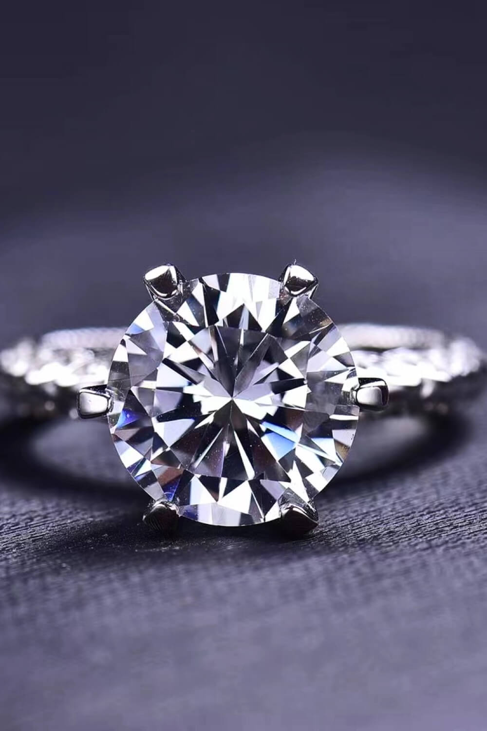Blue Zone Planet | Forever Love Side Stone Moissanite Ring