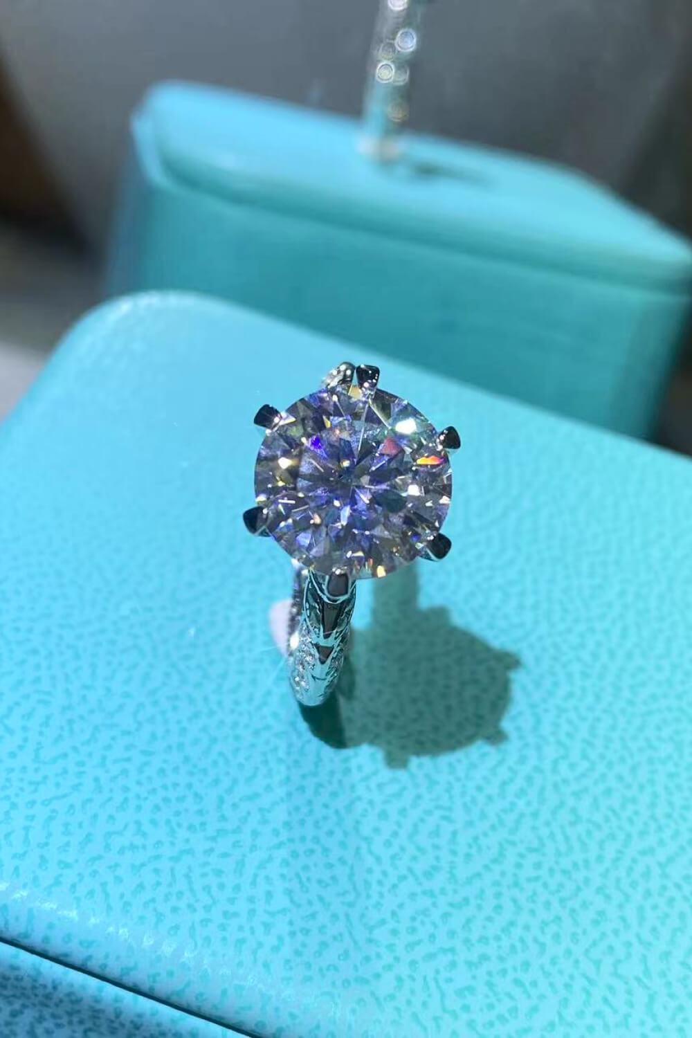 Blue Zone Planet | Forever Love Side Stone Moissanite Ring
