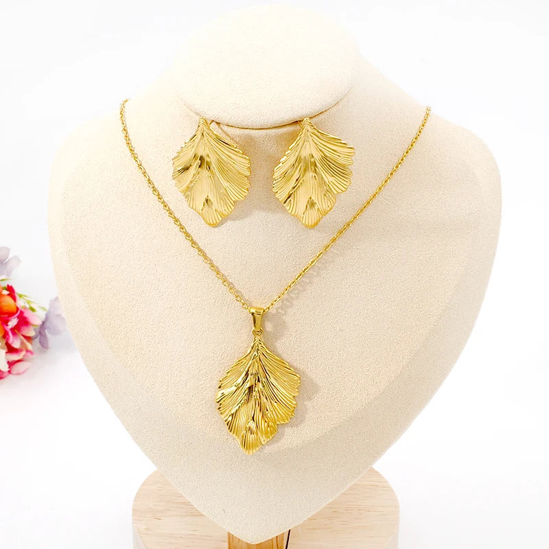 Leaf Pendant Link Chain Necklace and Earrings Sets