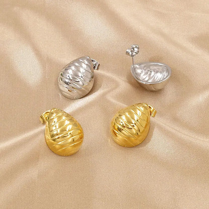Minimalist Wavy Heart-Shaped Stud Earring Waterproof