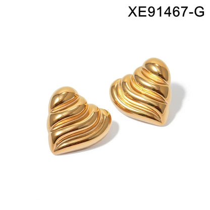 Minimalist Wavy Heart-Shaped Stud Earring Waterproof