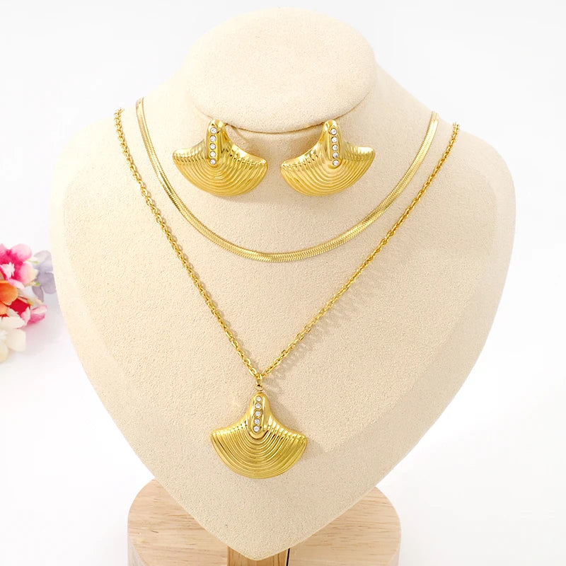 18K Gold Plated Diamond Shell Layered Chain Necklace Earrings Set