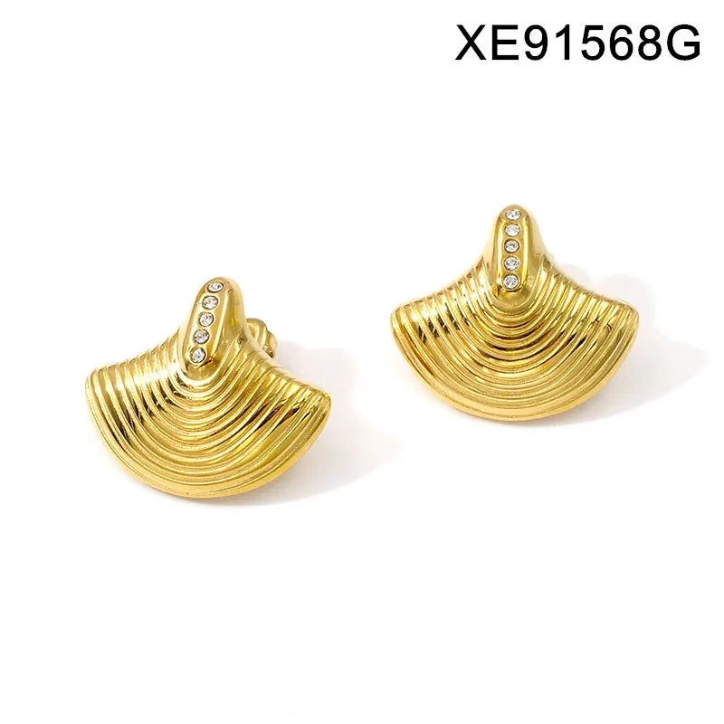 18K Gold Plated Diamond Shell Layered Chain Necklace Earrings Set