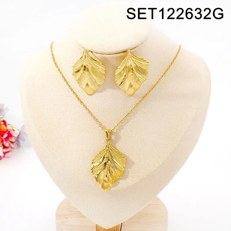 Leaf Pendant Link Chain Necklace and Earrings Sets