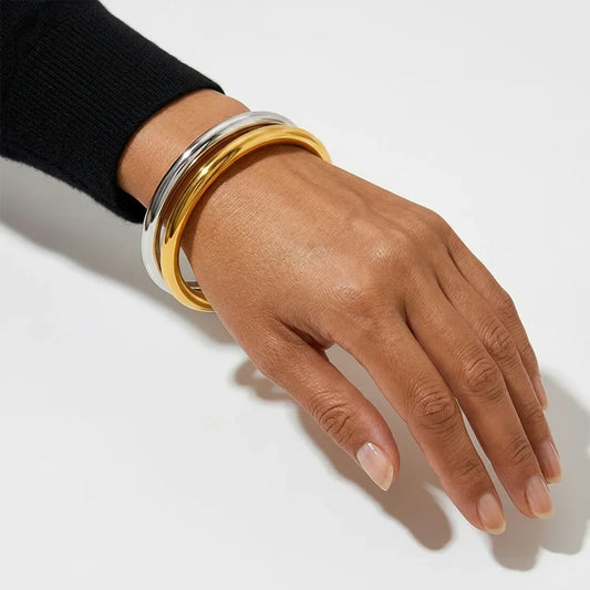 Minimalist Tarnish Free 18K Gold Plated Hypoallergenic Bangle