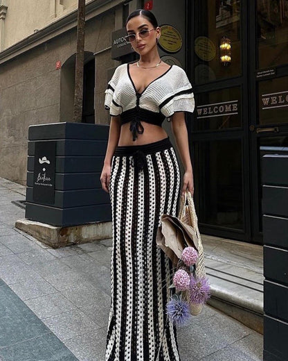 Cutout Striped Knitted Women Skirt Set