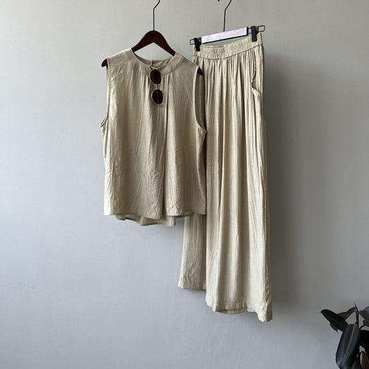 Stylish Sleeveless Vest & Pant Set