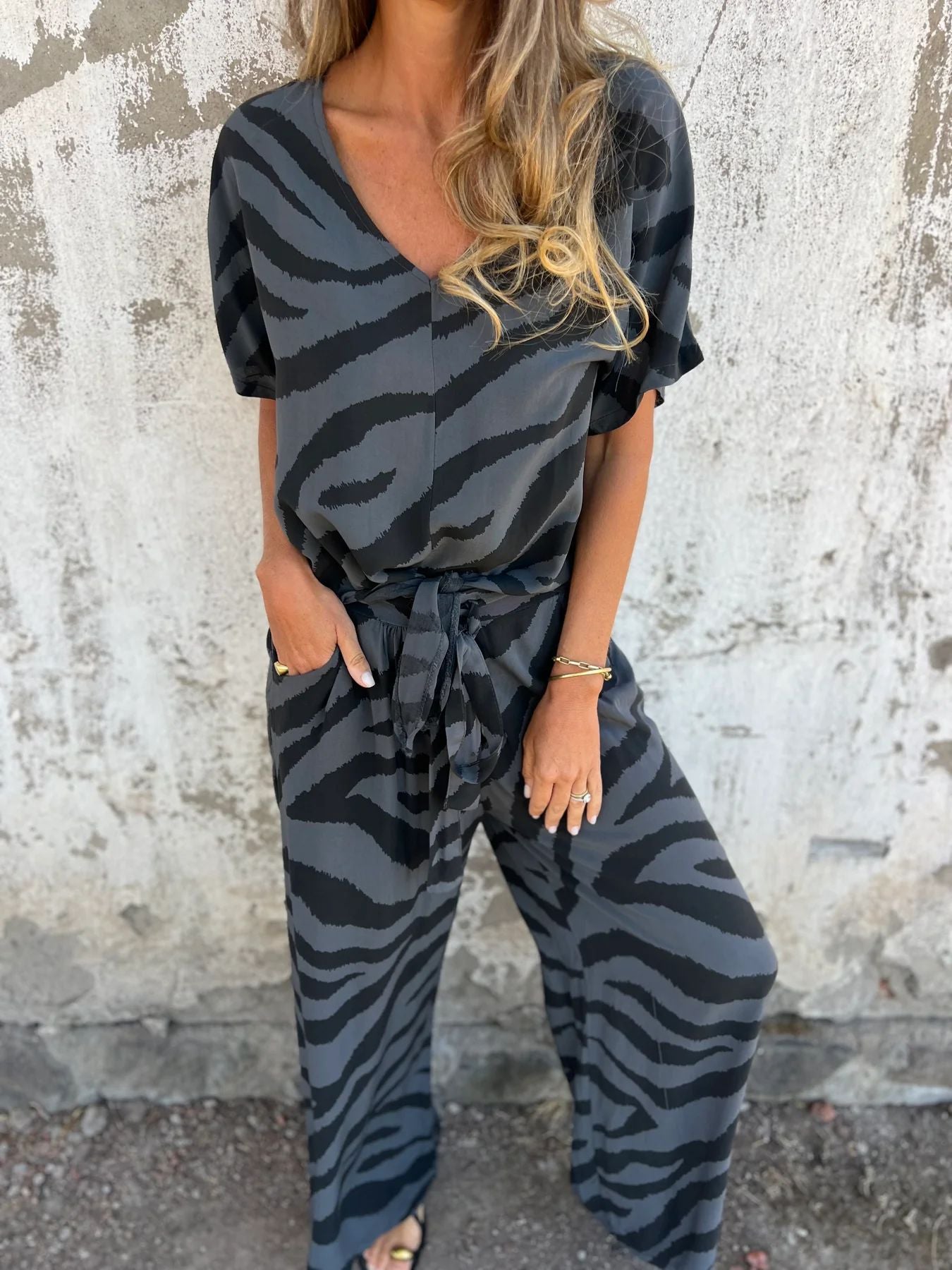 Zebra Pattern V neck Lace up Top Wide Leg Pants Two Piece