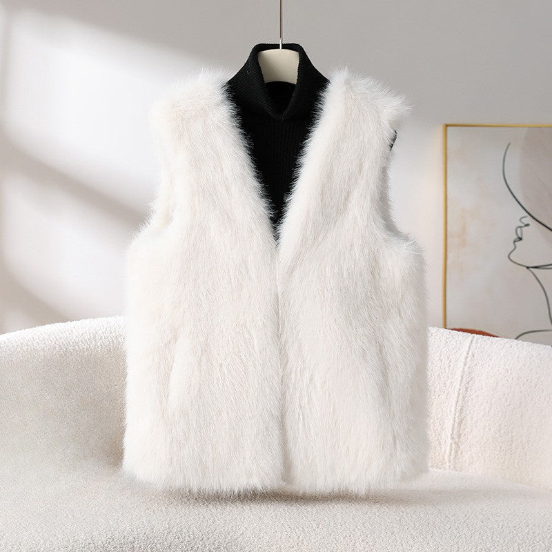 Sofia Amoretti Faux Fur Vest with V-Neckline