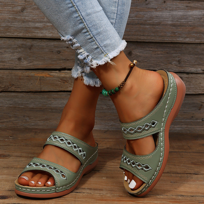 Sofia Amoretti Sandals with Decorative Cutout Straps