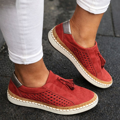 Sofia Amoretti Suede Shoes with Tassel Detail