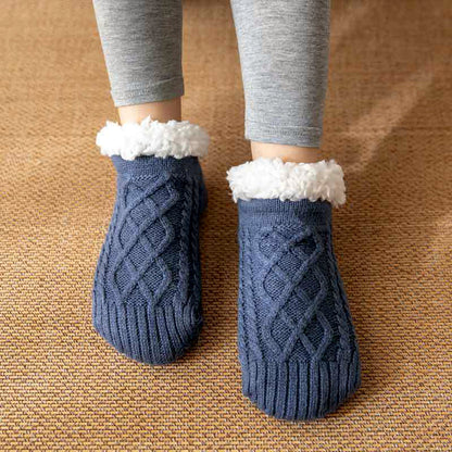 Women’s Non-Slip Slipper Knit Socks with Inner Lining