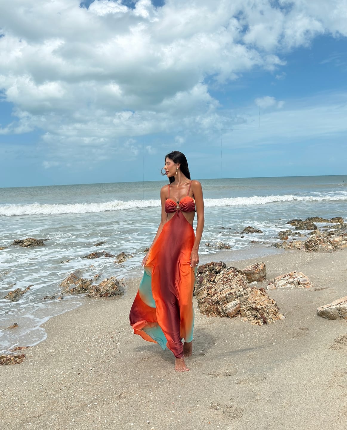 Robe longue de vacances à imprimé coucher de soleil fluo, avec découpes dans le dos et liens à nouer