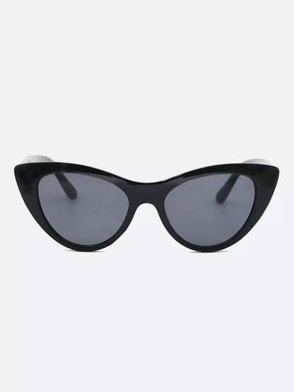 Chic Cat-Eye Sunglasses