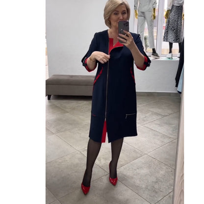 Robe longue à col ras du cou et fermeture éclair sur le côté