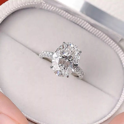 3 Karat 925 Sterling Silber Moissanit Oval Ring
