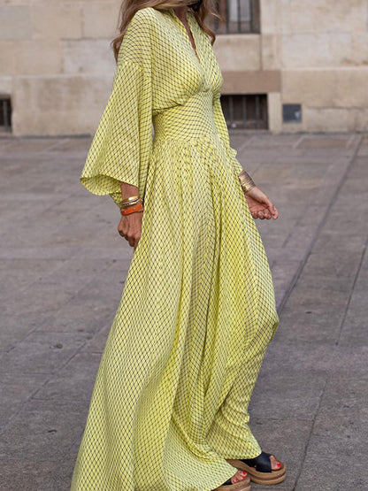Elegant V-Neck Maxi Dress with Flowy Sleeves