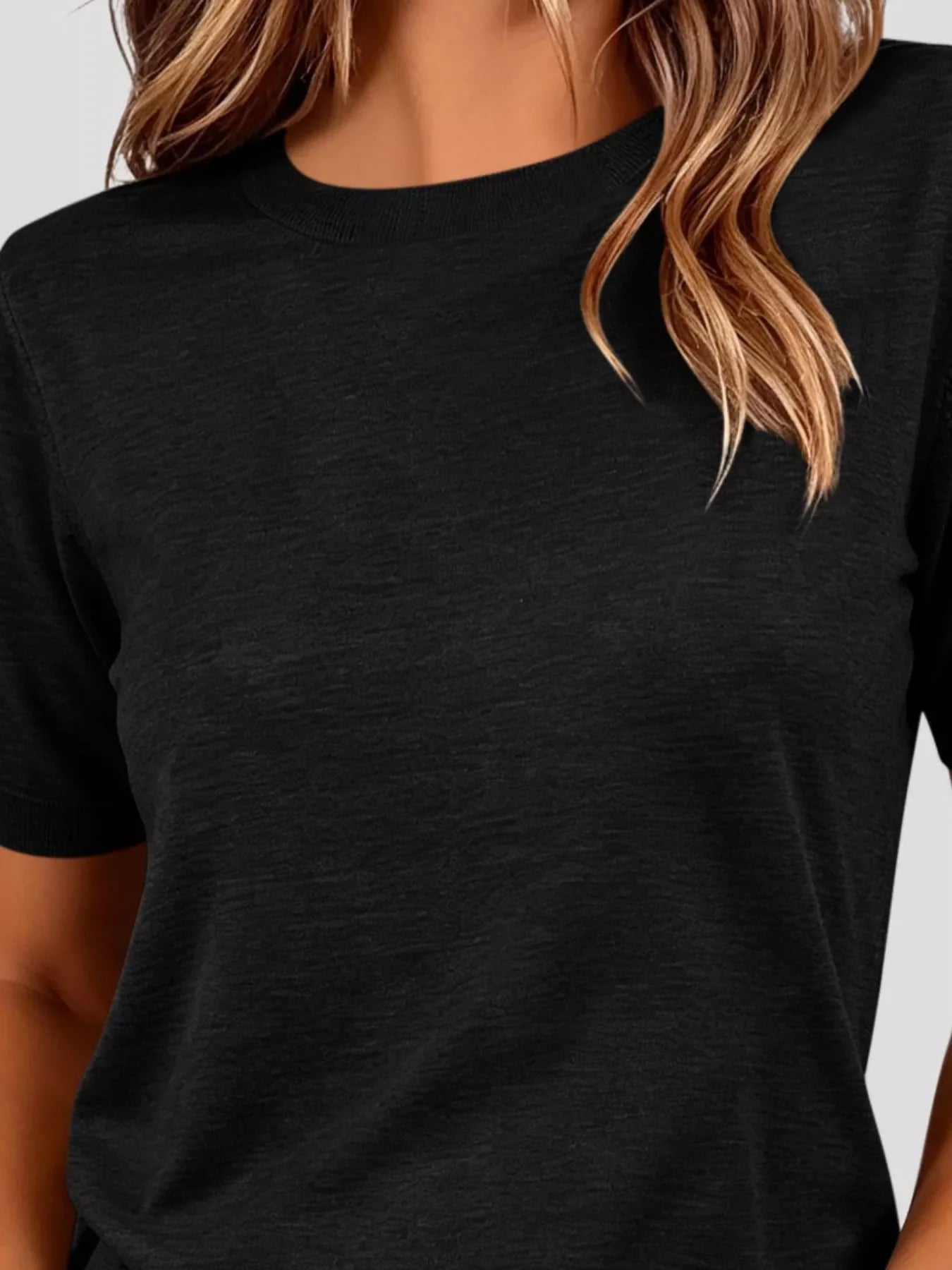 Classic Crew Neck Short Sleeve Knit Top