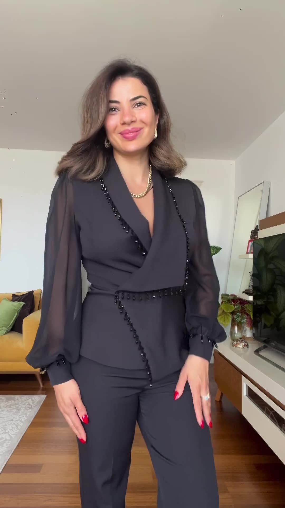 Ensemble haut en maille perlée et pantalon large pour femme